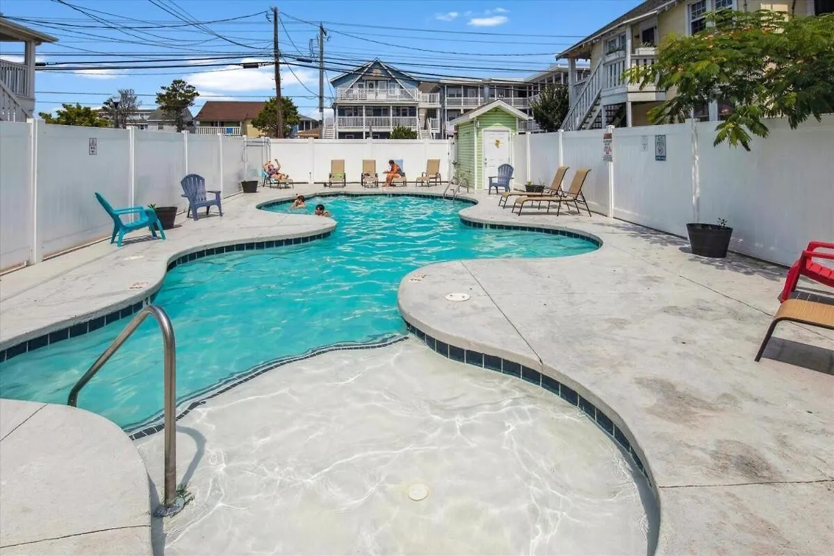 Parrot Bay 7 Apartment Ocean City